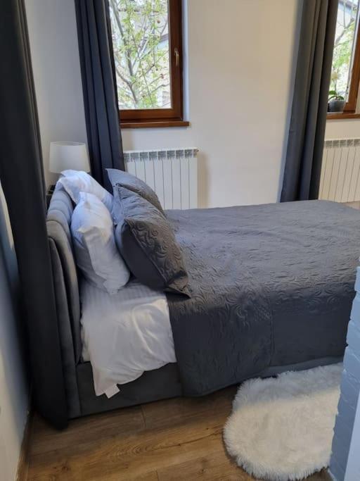 Cozy Apartment Near City Center Βουκουρέστι Εξωτερικό φωτογραφία